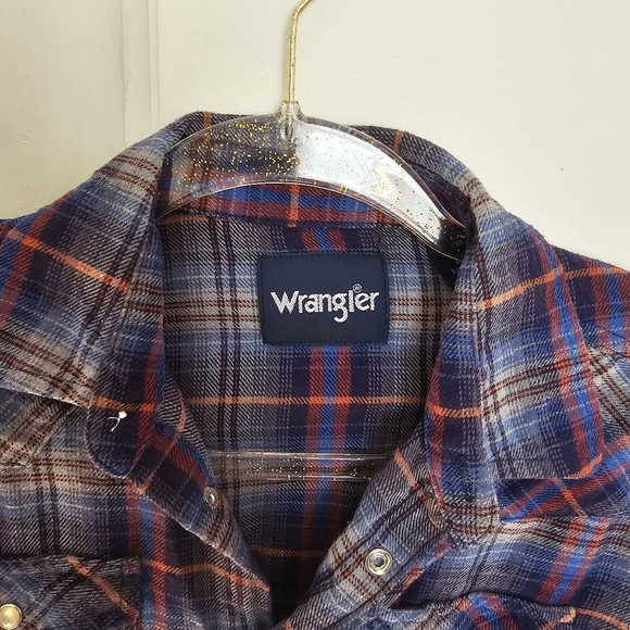 Wrangler Boys 10-12 shirt long sleeve Button down blue Plaid western 100% Cotton - Picture 3 of 10